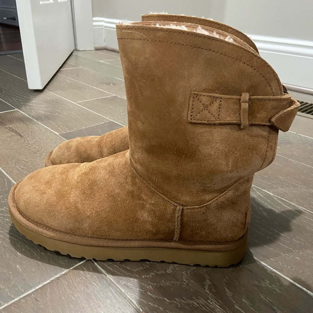 UGG Remora Booties